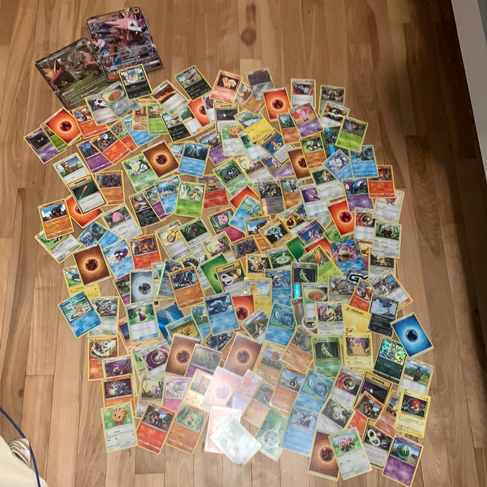 HUGE Lot of Pokémon Cards!